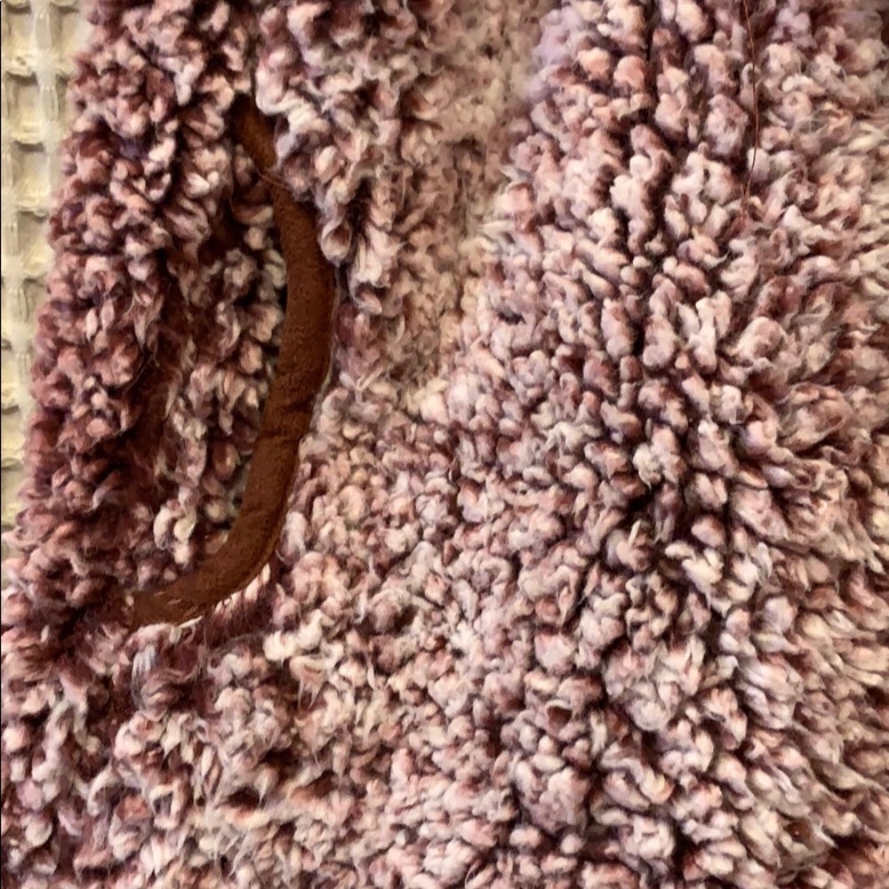 ⚜️wine FANTASTIC FAWN sherpa vest - Picture 4 of 4